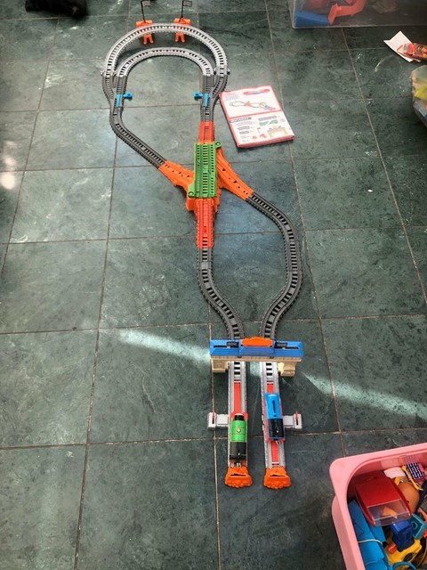 trackmaster thomas and percy's railway race set instructions